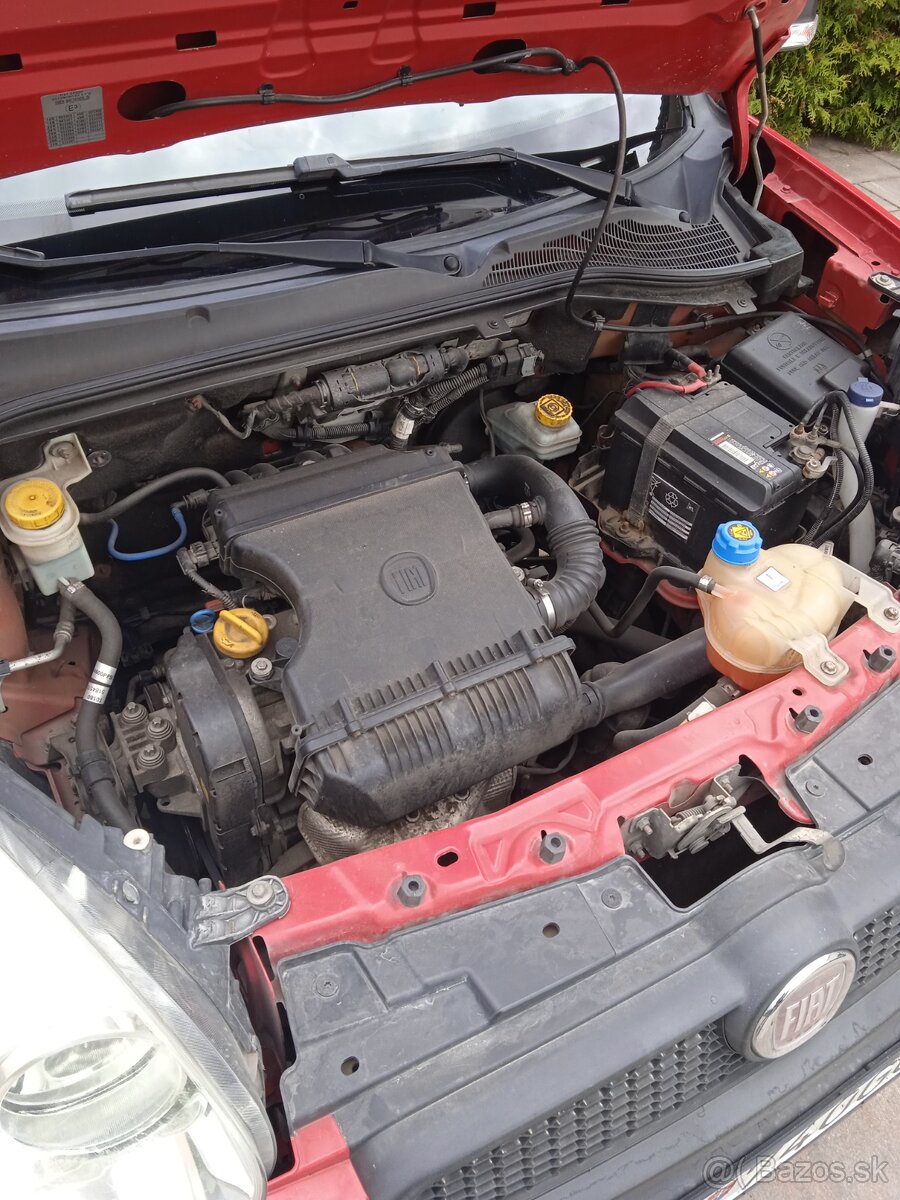 Fiat Doblo 1.4 benzin (2010) - 13