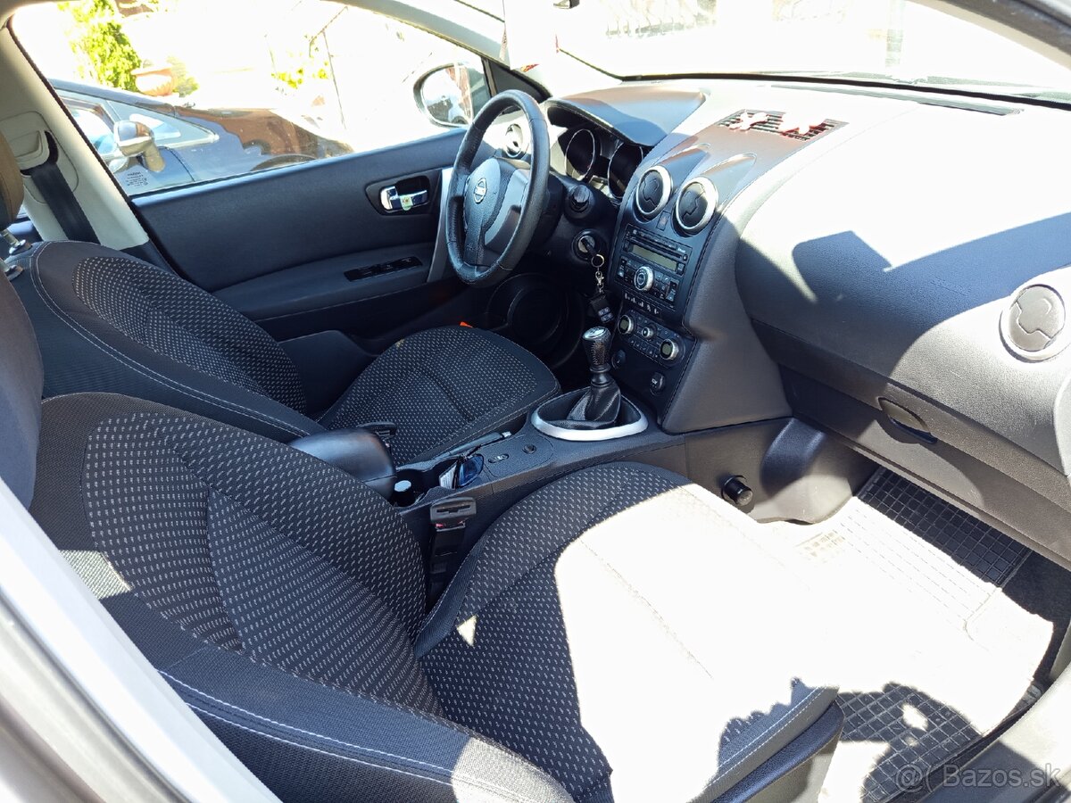 Nissan Qashqai 1.5dCi - 13