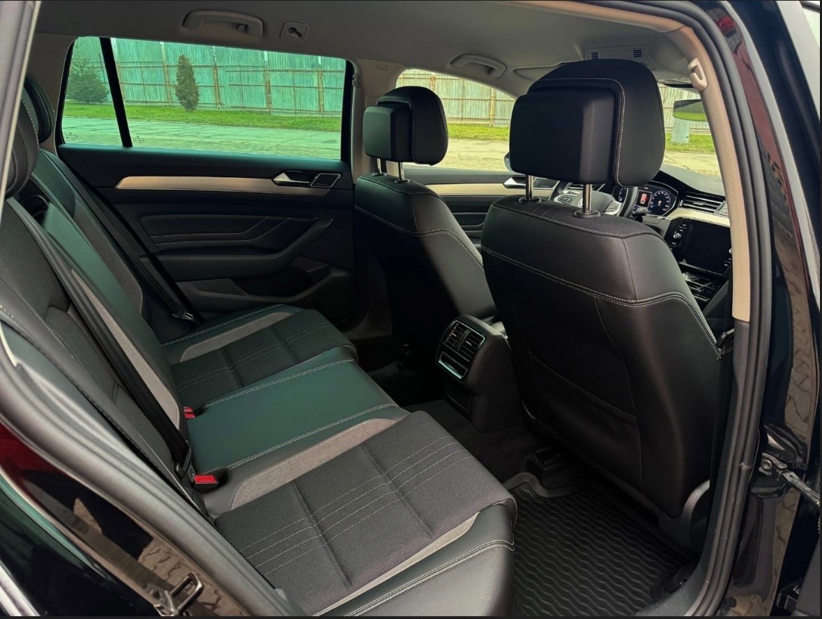 Volkswagen Passat Alltrack 2.0 TDI 4Motion - 13