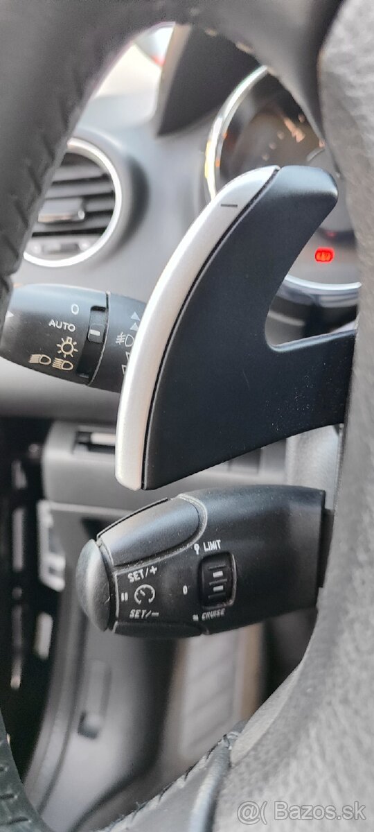 PEUGEOT 3008 AUTOMAT - 13