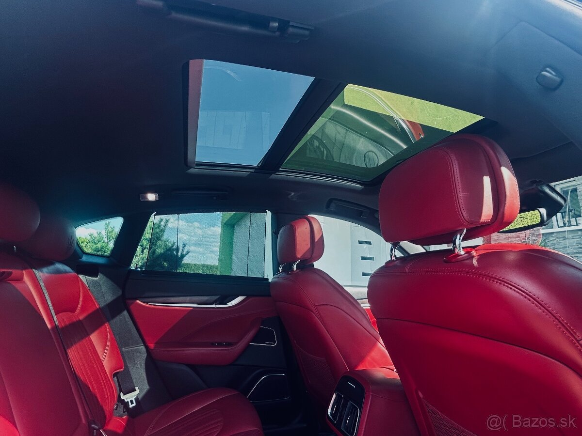 Maserati Levante - 13