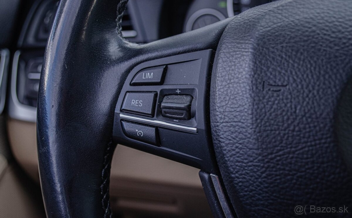 BMW F10 528i xDrive - 13