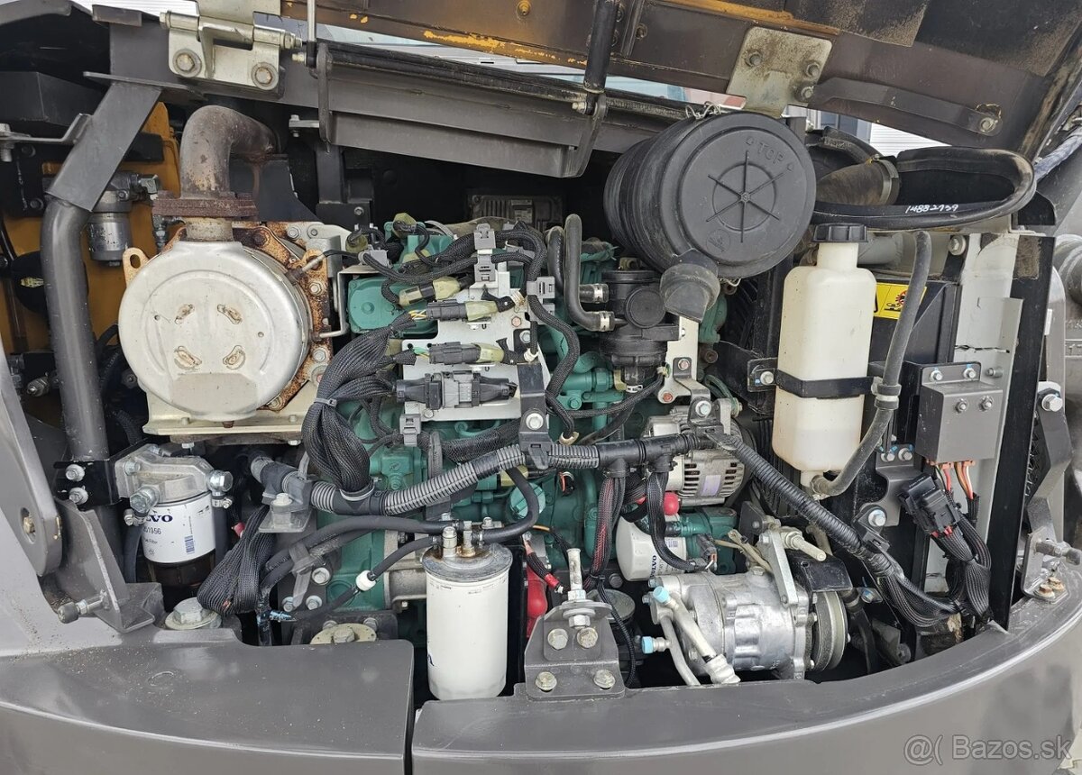 Volvo ECR88D - 13