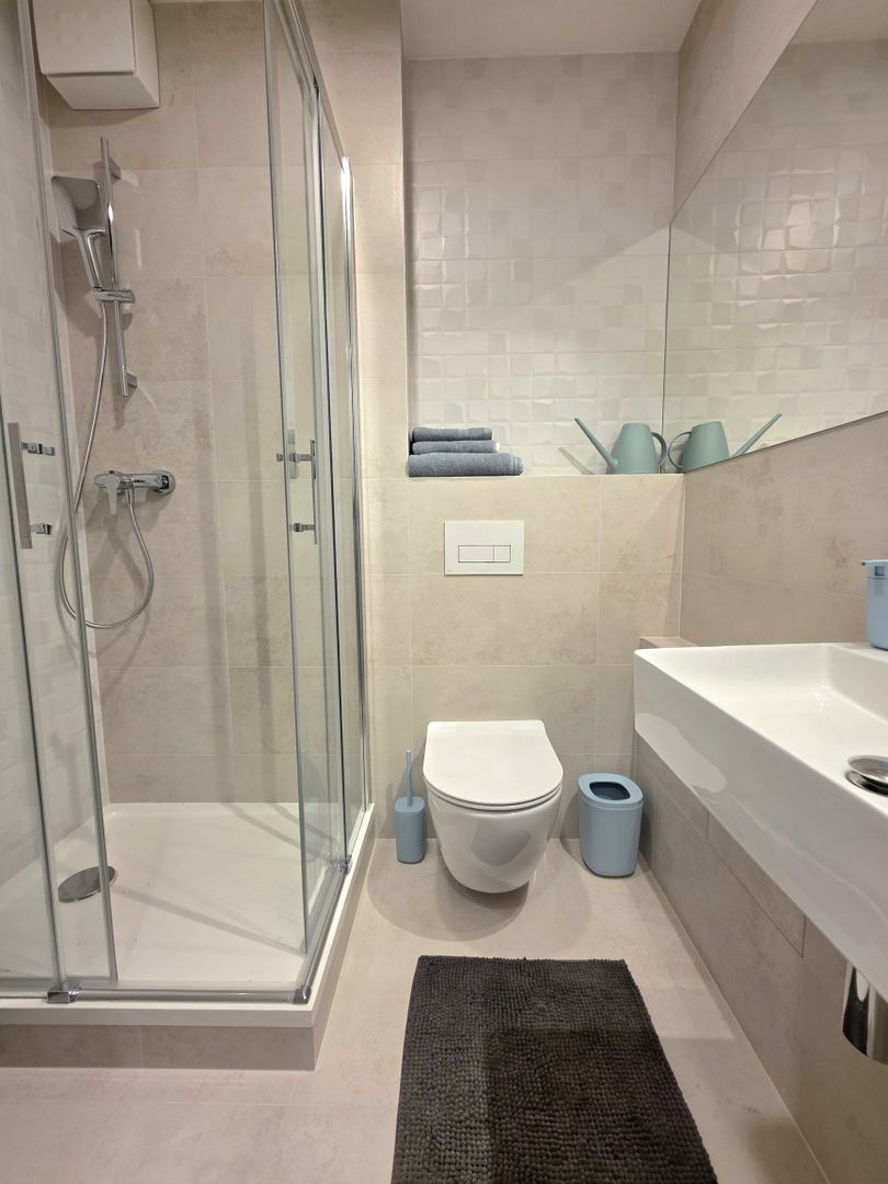 Na predaj pekný, menší 1 izbový byt na ulici Krivá, Košice - - 13