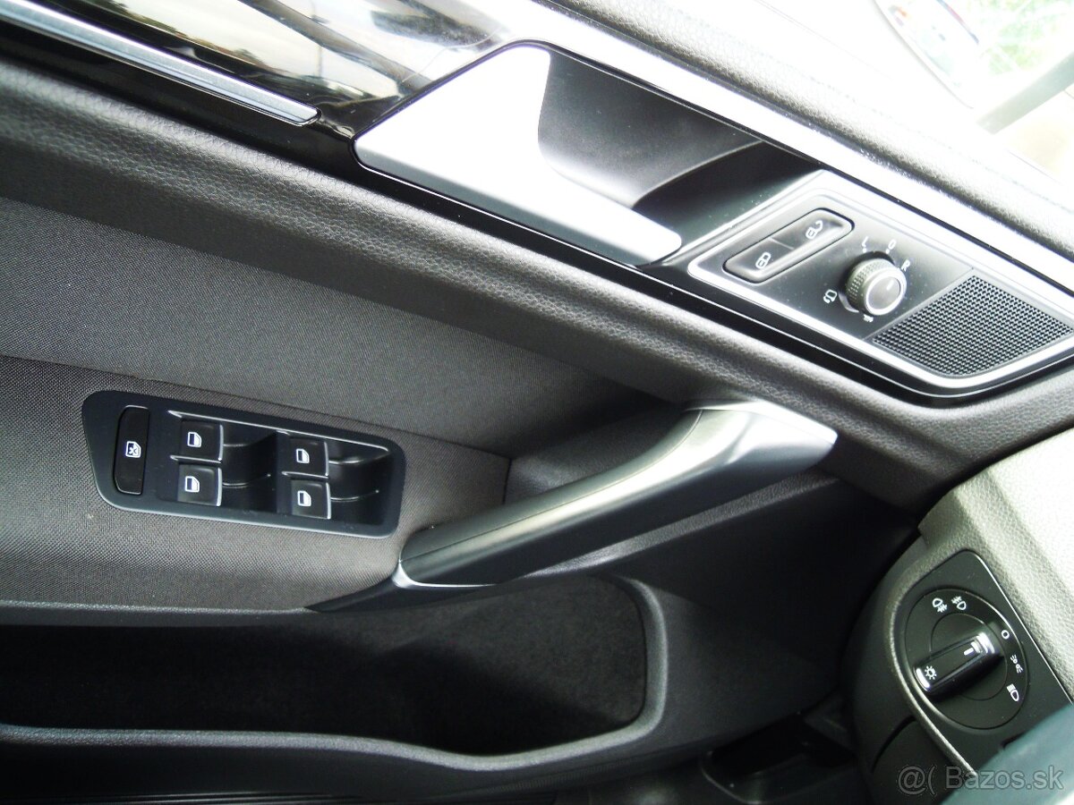 Volkswagen Golf Sportsvan 1.4TSi HIGHLINE - SERVIS - 13