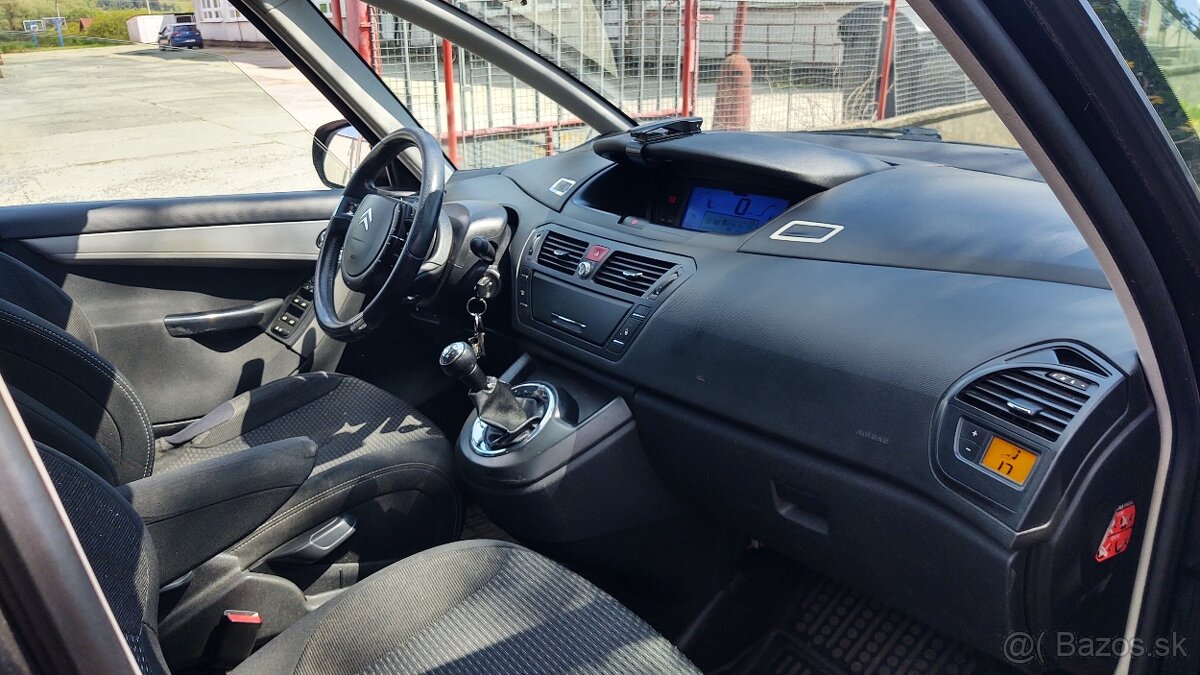 Citroen C4 Picasso 1.6 HDI - 13