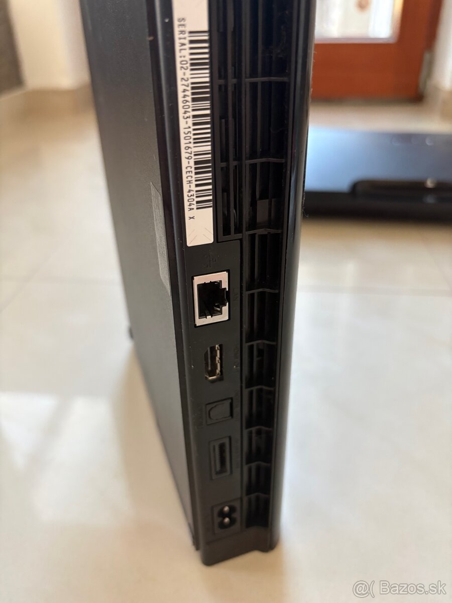 2x Playstation 3 + Hry a príslušentvo - 13