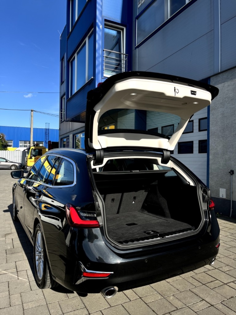 BMW 318i - 13
