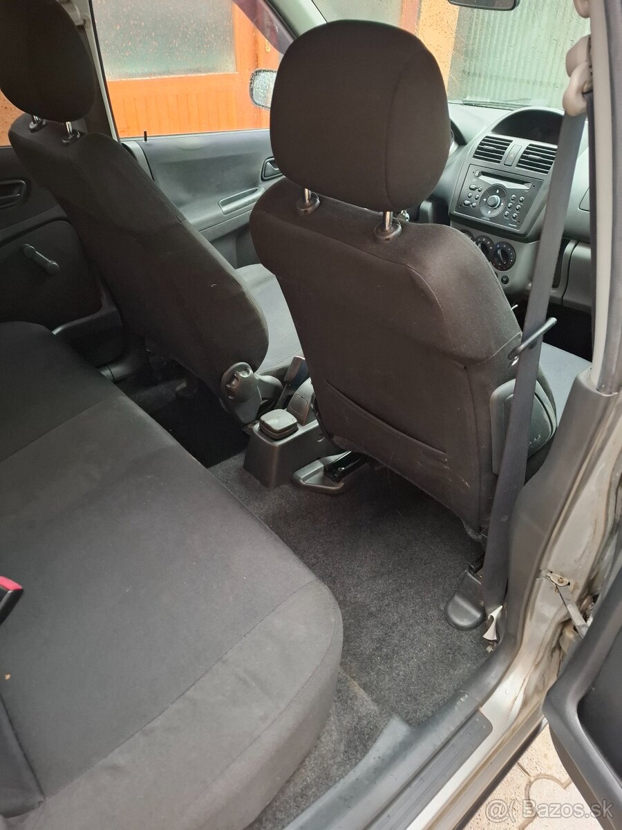 Suzuki Ignis 1,3 wwt 69 kw benzín - 13