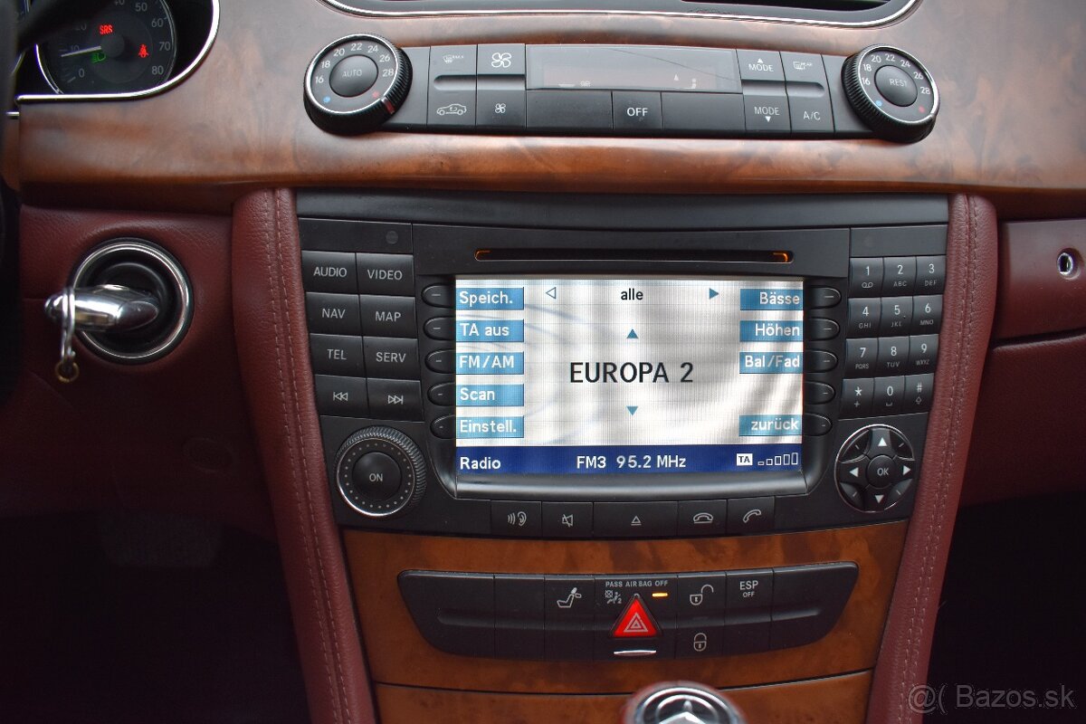 Mercedes-Benz CLS Sedan 350 CGI Blue Elegance - 13