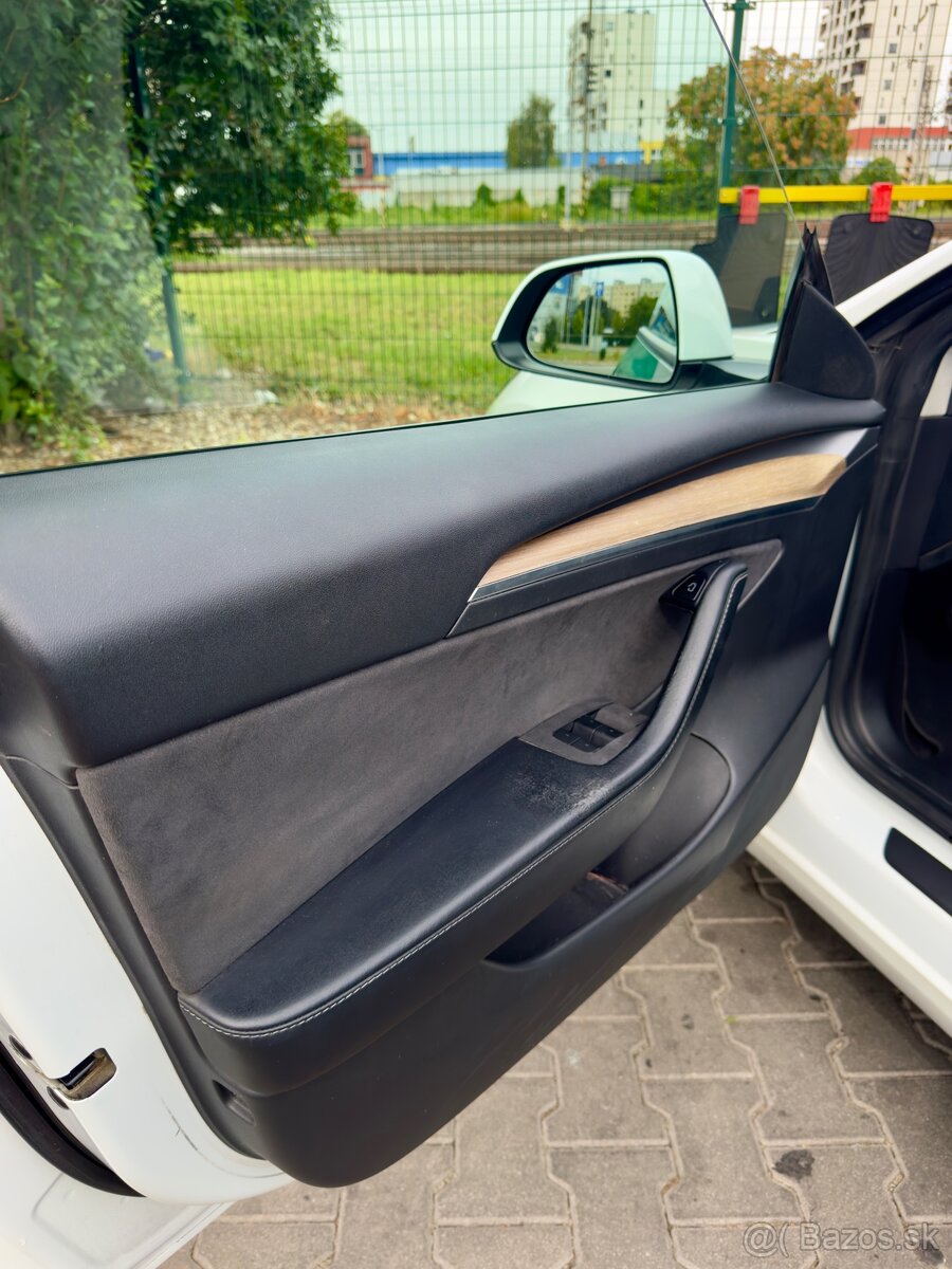 Tesla model 3 Long range Dual motor - 13