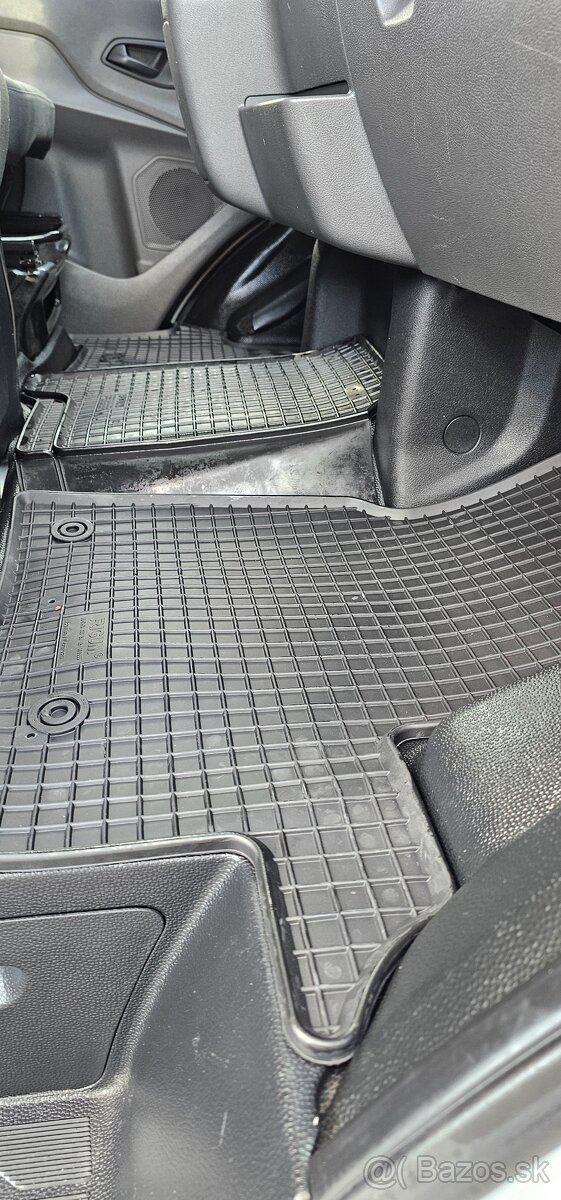Ford Transit 2.0 TDCI 130k L4H3 Maxi 3.5t Led 2020 - 13