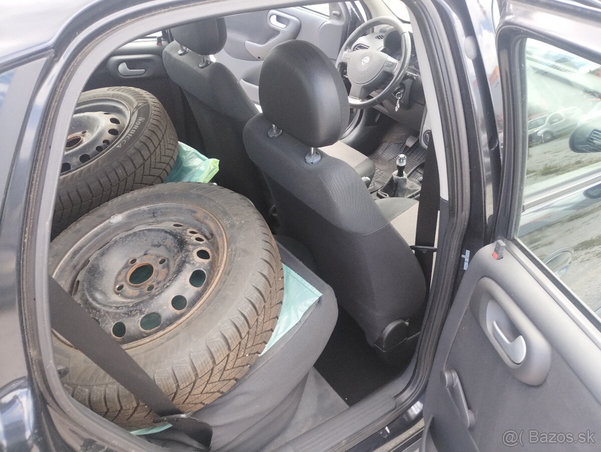 Opel Corsa 1.0 12V Essentia - 13
