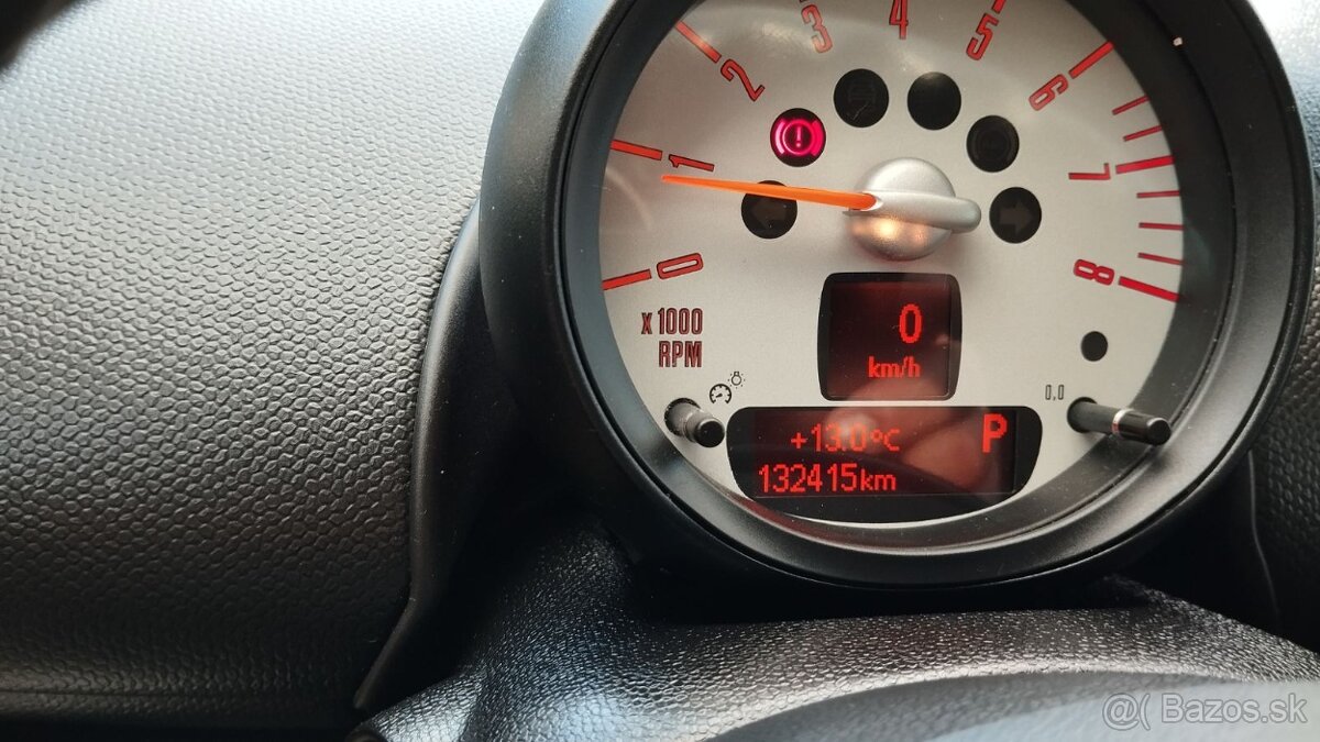 MINI cooper countryman 1,6 benzín 90 KW ALL 4 r.v.2014 - 13