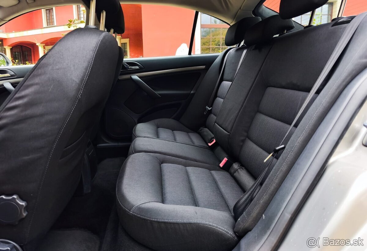 Škoda Octavia 2 sedan 1.9TDI 77kw bez DPF - 13