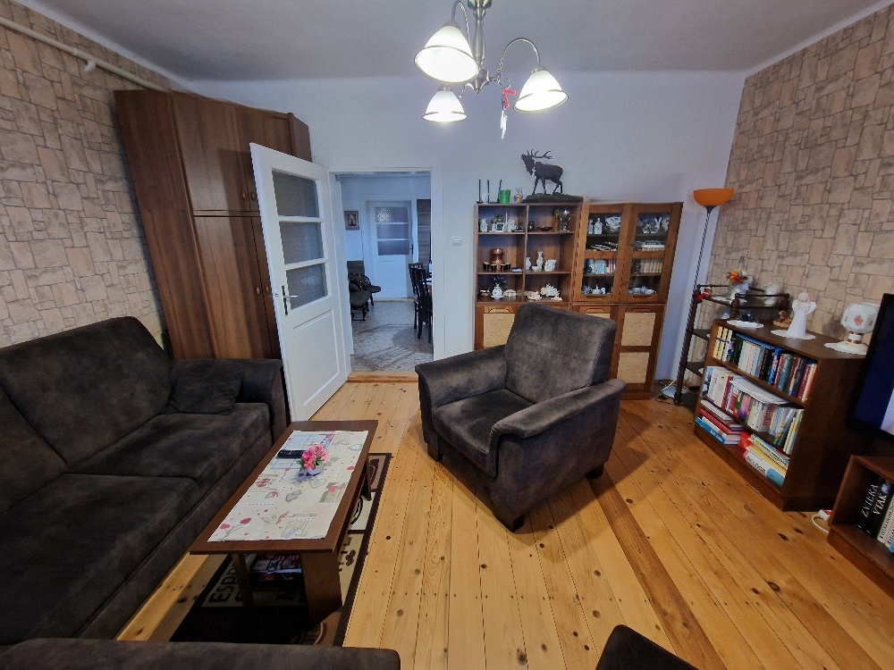 Rodinný dom na 1575m2 pozemku v Pate na predaj - 13