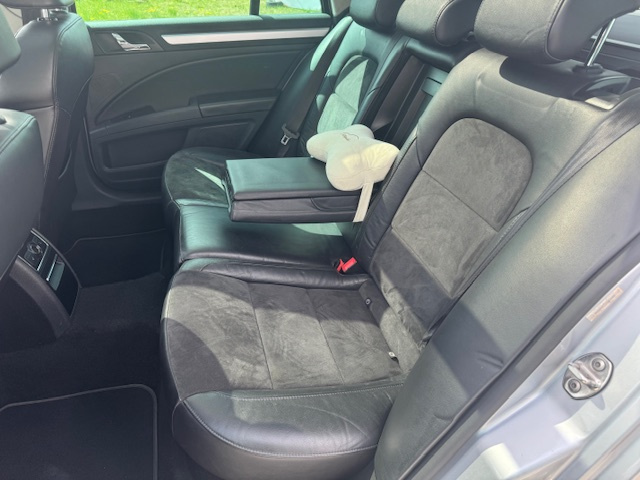 Škoda Superb Combi 2.0 TDI CR 140k Elegance - 13