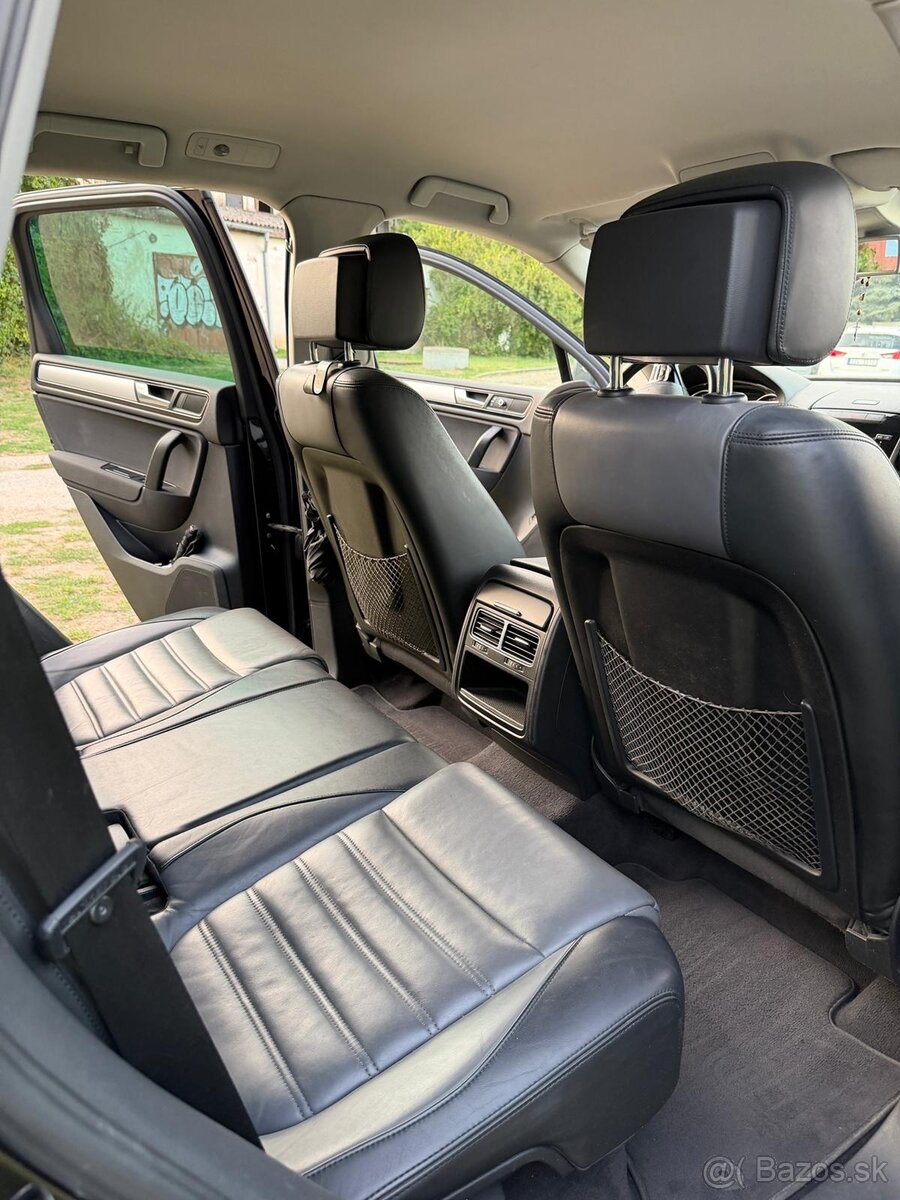 Predám VW TOUAREG 3.0 TDI R.v. 2012 - 13
