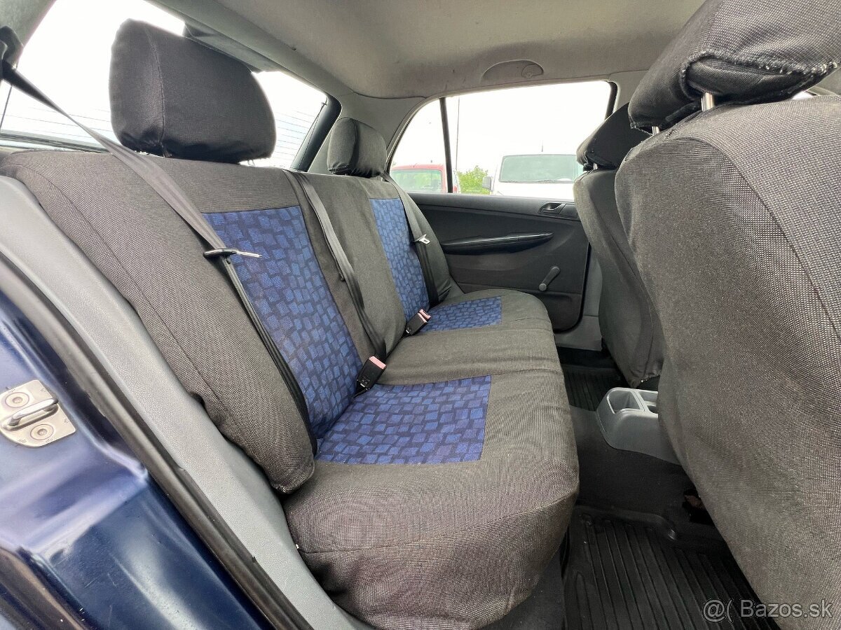 Škoda Fabia 1,9SDI nafta, 47kW, MT/5, rok:11.2002. - 13