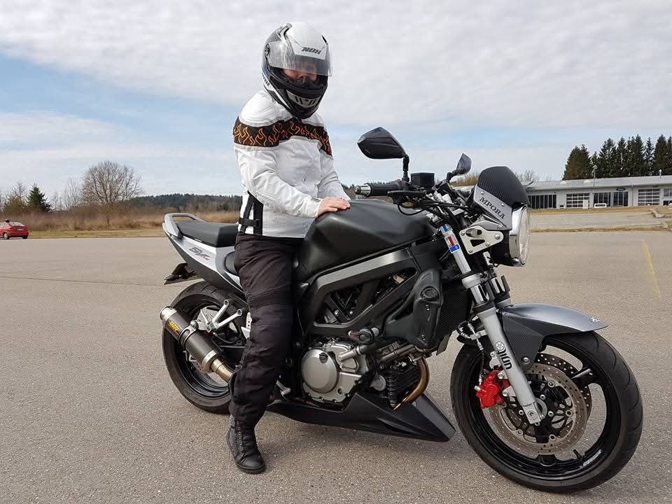Suzuki SV 650 N - 13