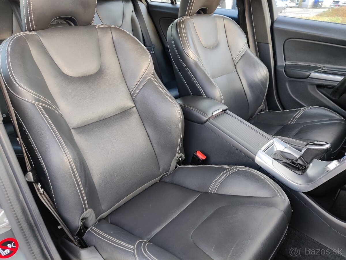 Volvo V60 - 13