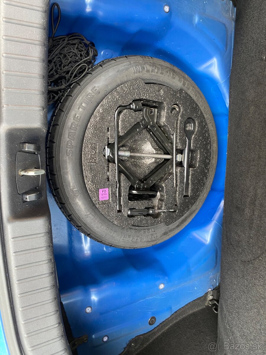 Predám Hyundai i30 1,4 80kw benzin - 13