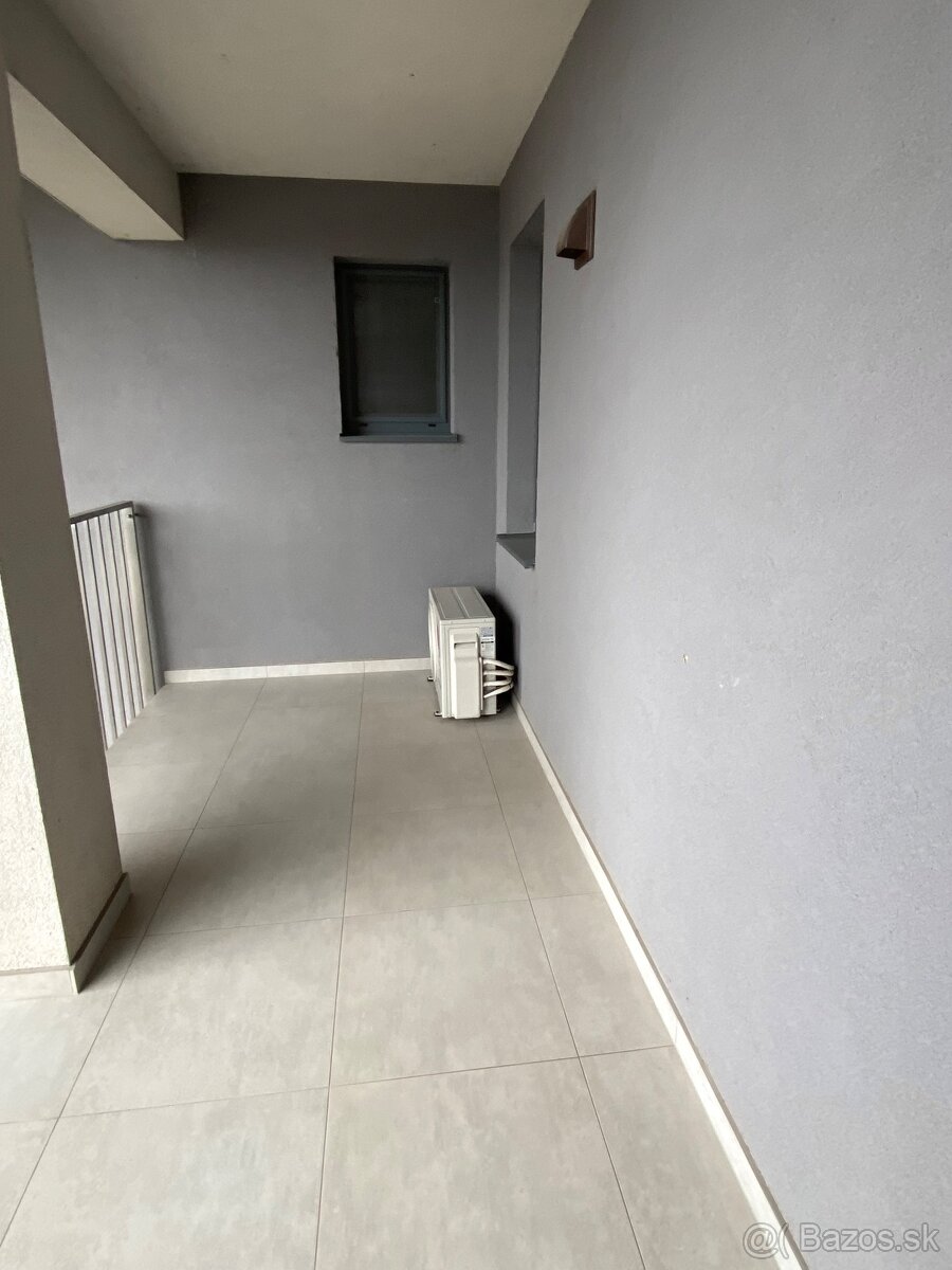 Prenájom 2-izbový byt Rezidencia Šindolka, Dolnohorská ul. - 13