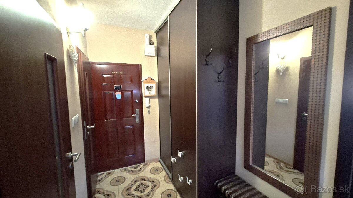 REZERVOVANÉ - Pekný 3.-izbový byt s loggiou po kompletnej re - 13