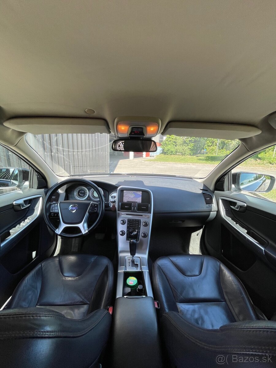 Volvo XC60 2.0d automat - 13