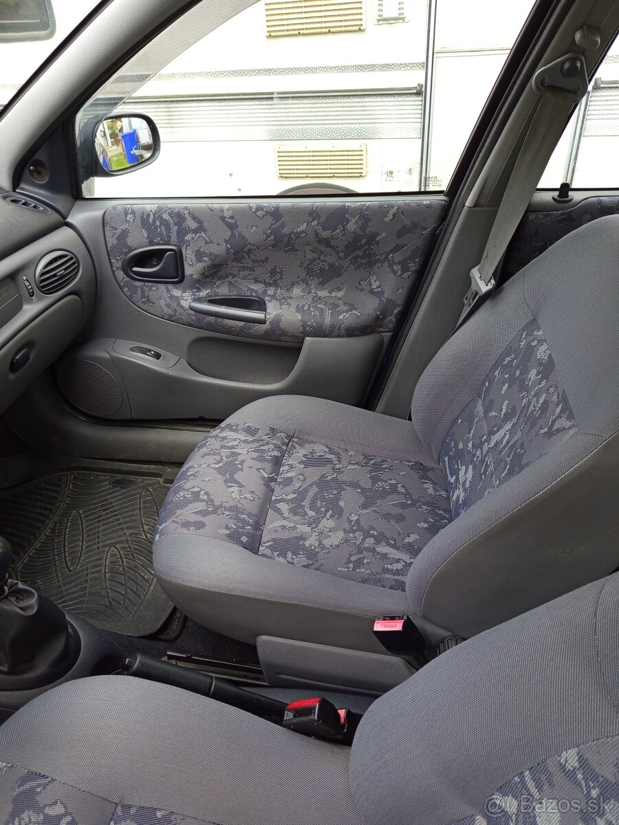 Predám Renault Megane - 13
