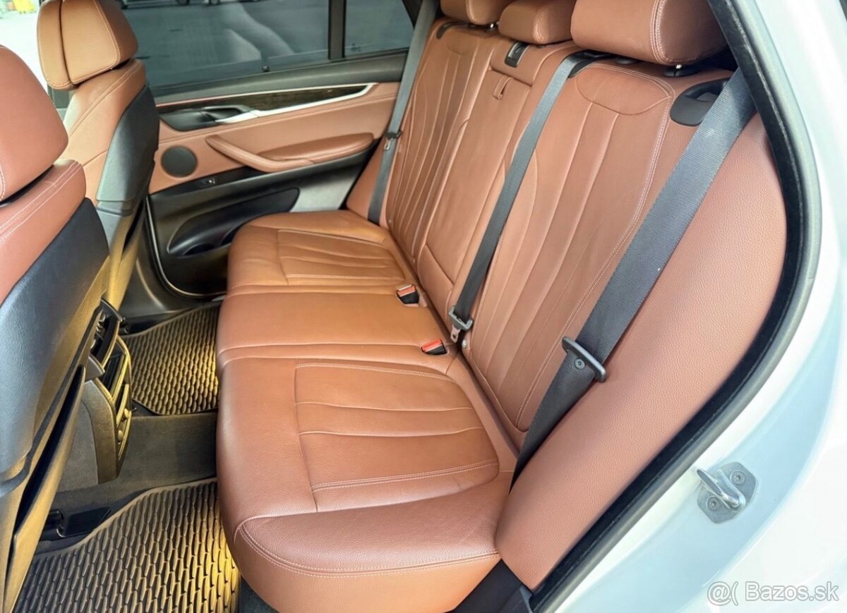 BMW X5 xDrive30d A/T - 13