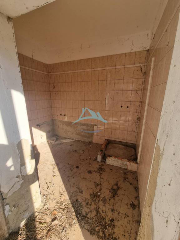 ZNÍŽENÁ CENA Rodinný dom Ipeľské Predmostie - 13