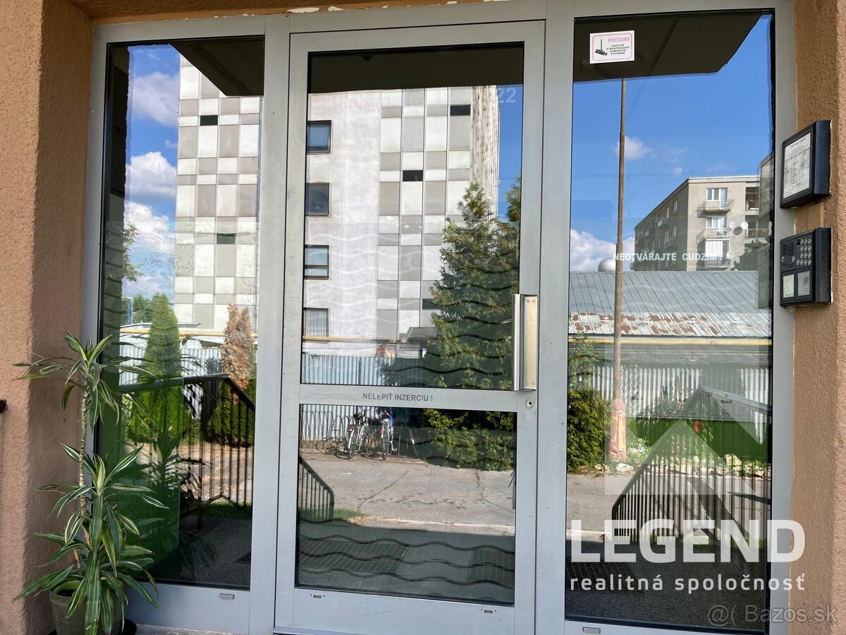 Garsónka Nové Mesto nad Váhom, ul. Piešťanská, balkón, zaria - 13