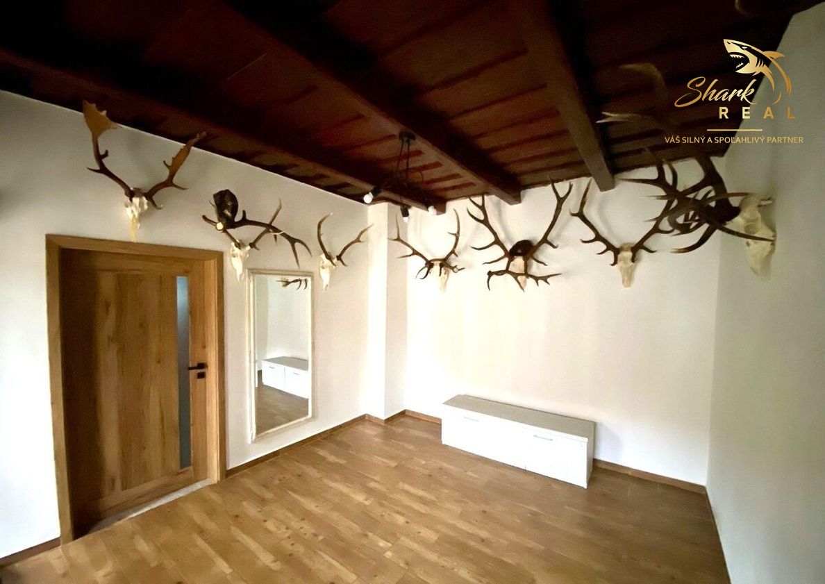 Príjemný a moderný rodinný dom, vhodný aj ako chalupa - 13