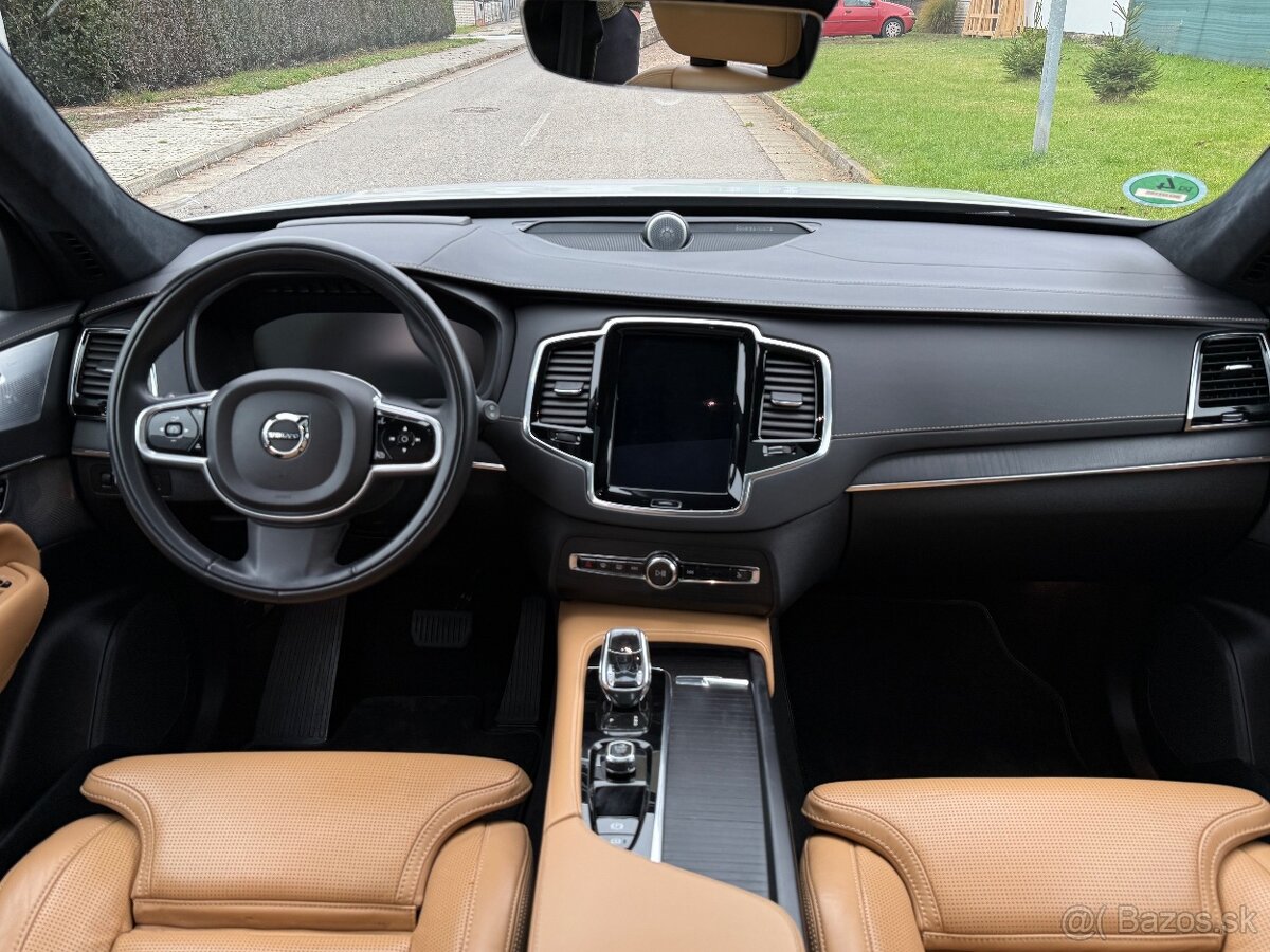 Volvo XC90 PLUG-IN HYBRID T8 AWD RECHARGE - 13