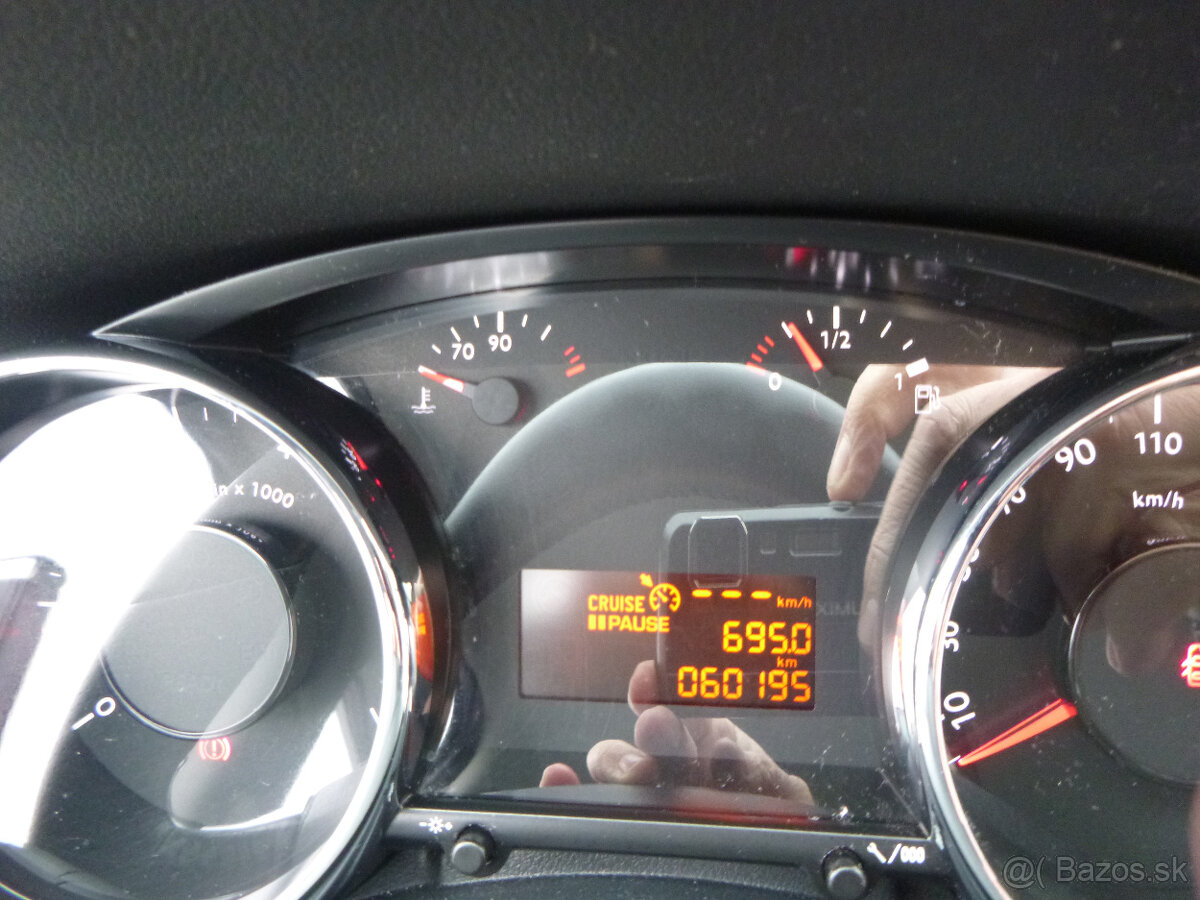 Peugeot 3008 1,6i 120Ps 2014 Style - 13