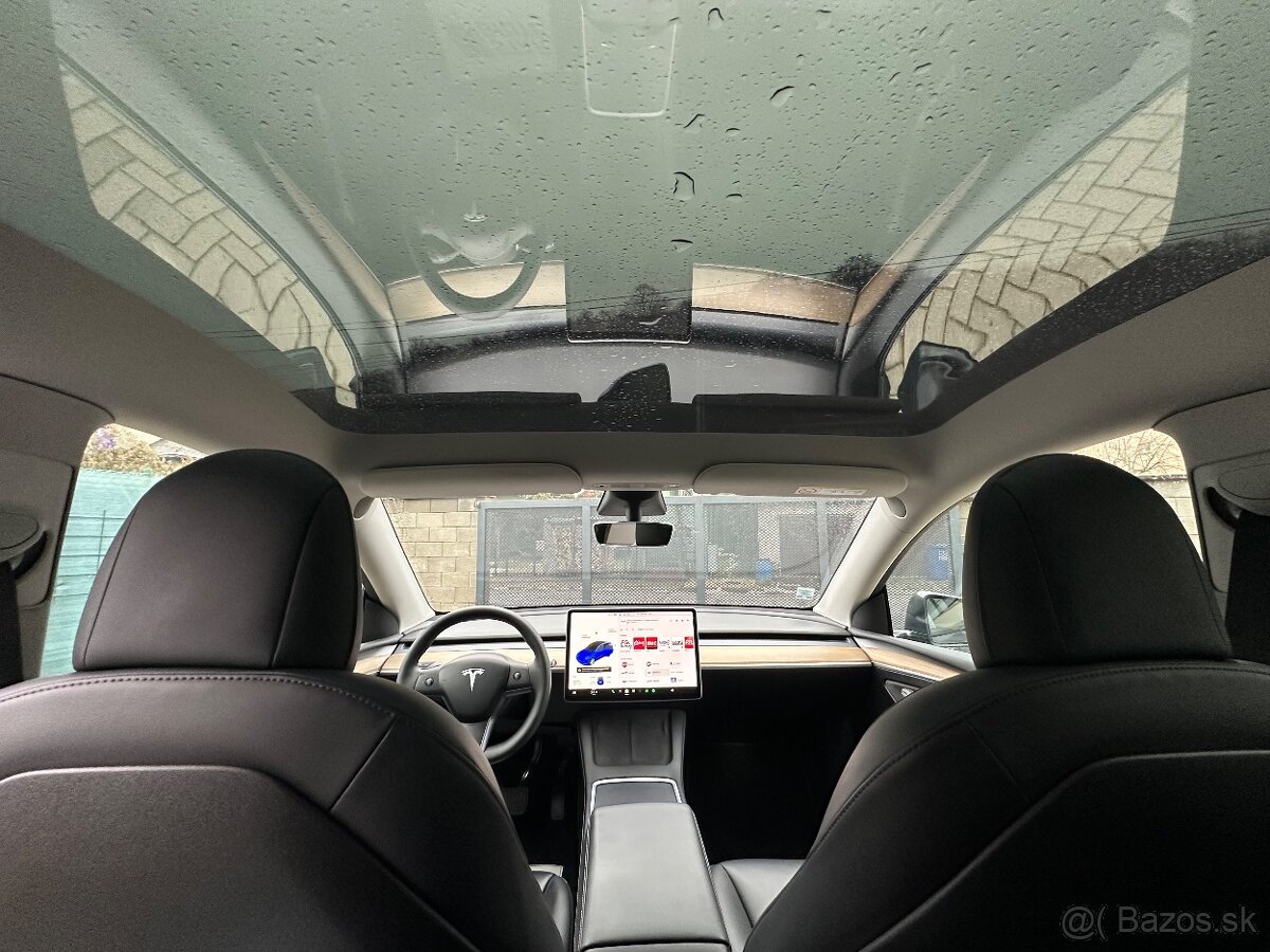 Tesla Model Y Long Range 4x4 - 13