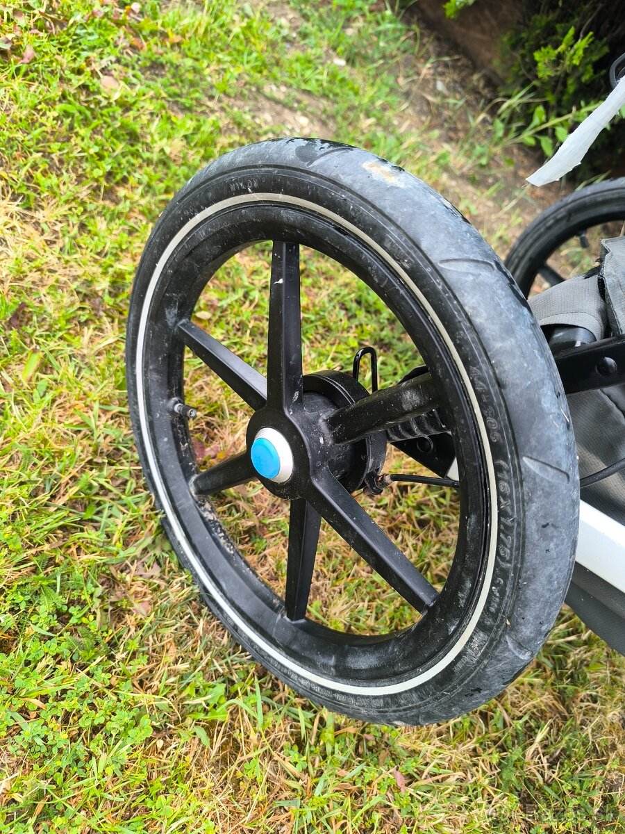 Thule Urban glide t - 13