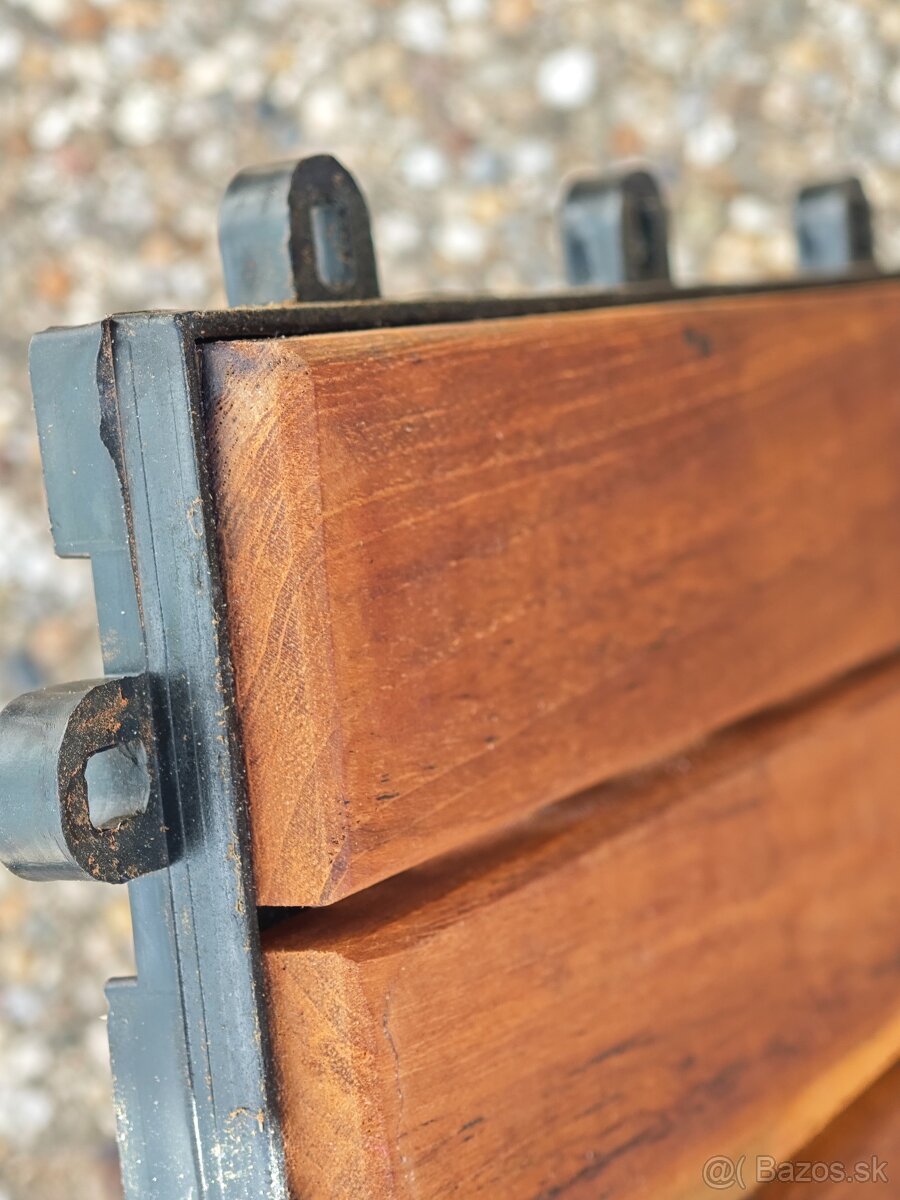 Teakové terasové zahradní dlaždice 30x30x2,5 cm olejované - 13