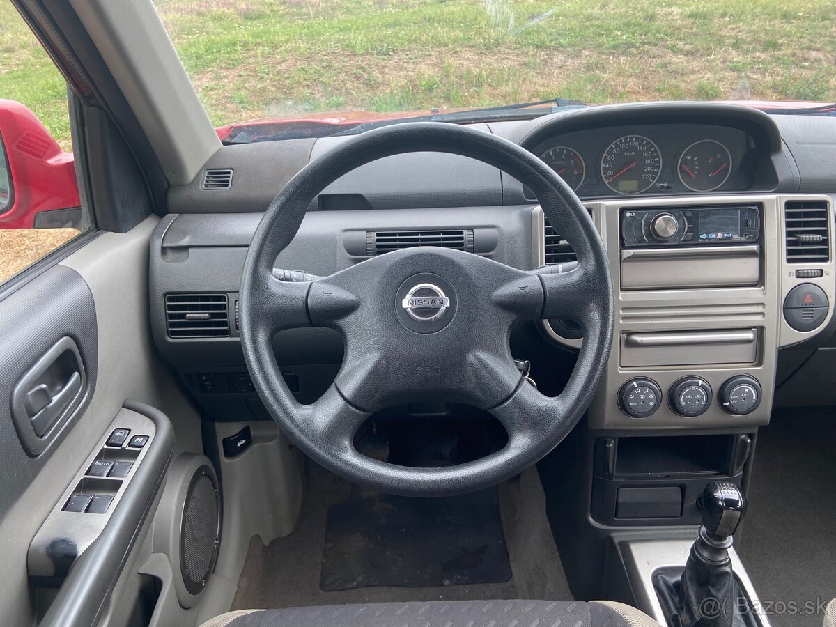 X-Trail 2.2DCI Nová STK - 13