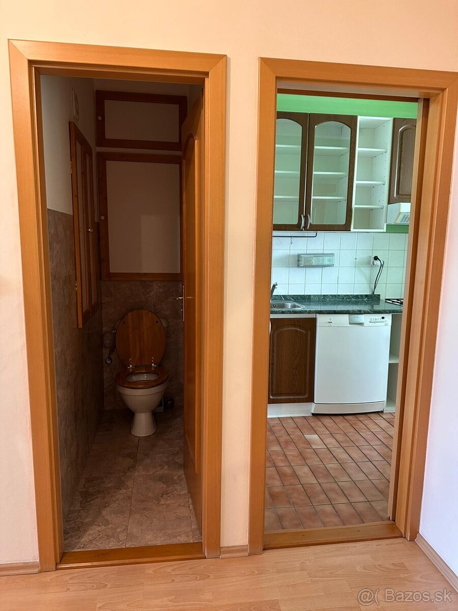 Na predaj: 3 - izbový byt v blízkosti Draždiaku - 13