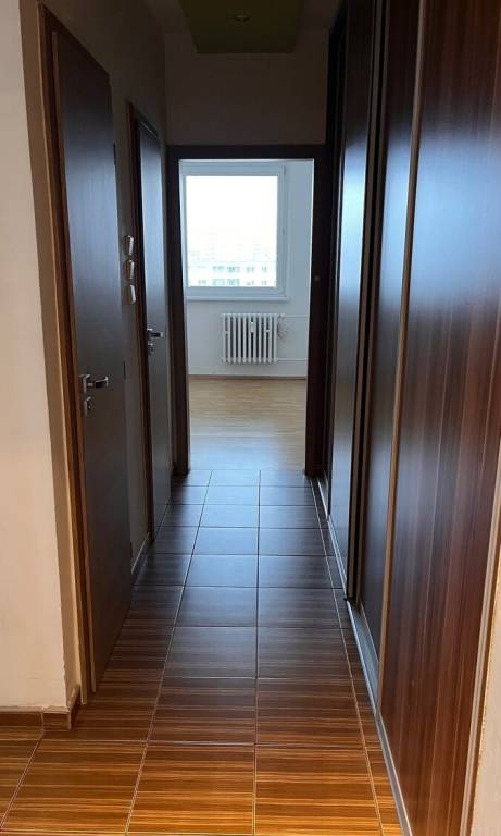 3-izbový byt v Podunajských Biskupiciach hneď vedľa OC Hron - 13