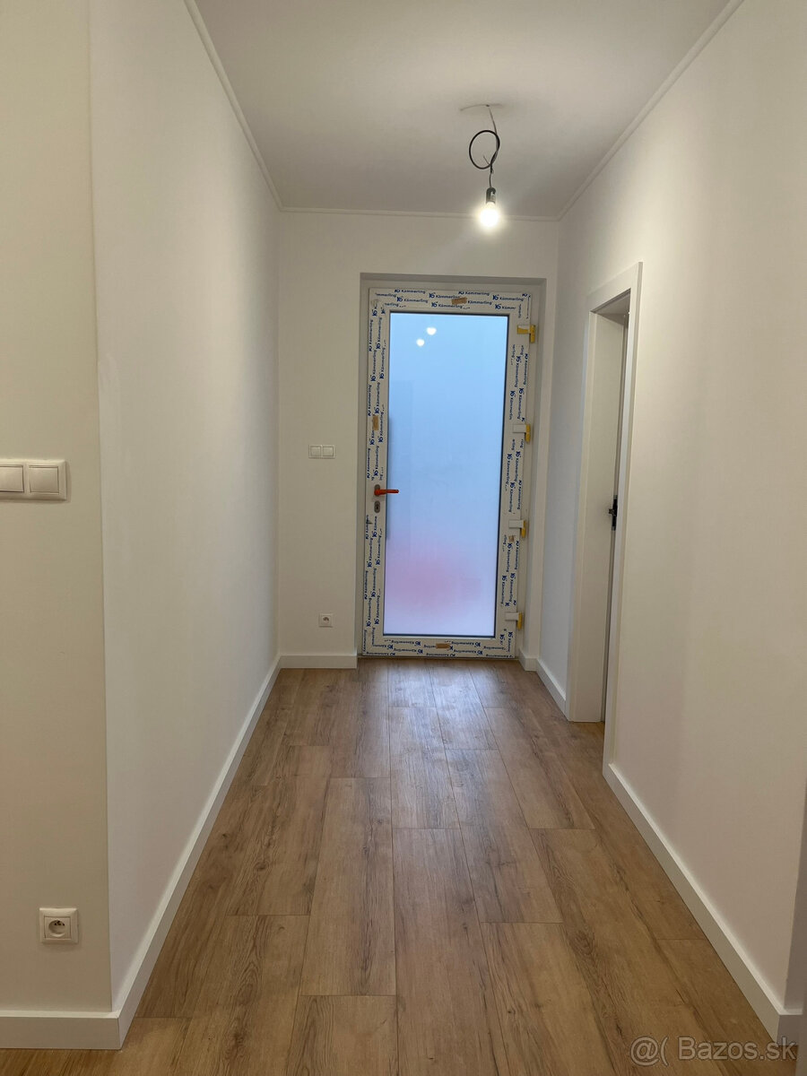 Predaj rodinných domov v obci Vrakúň - 13