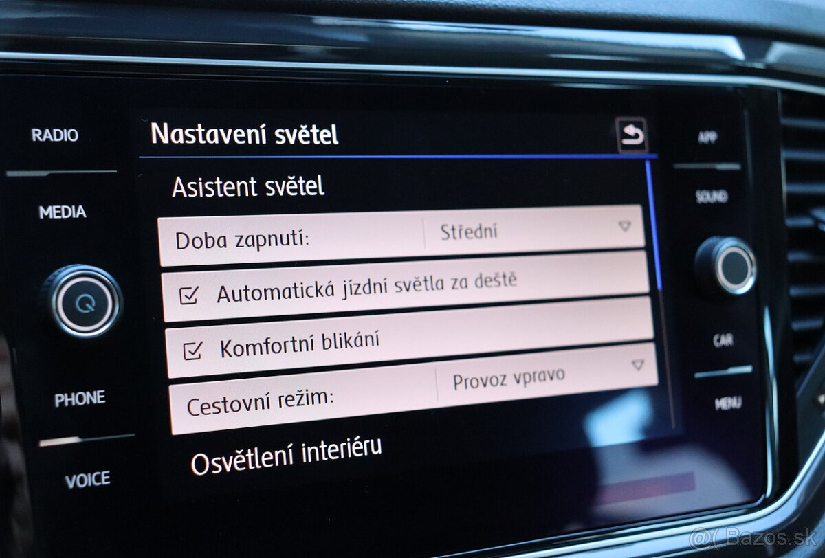 Volkswagen T-Roc 1.5 TSI Style DSG - 13