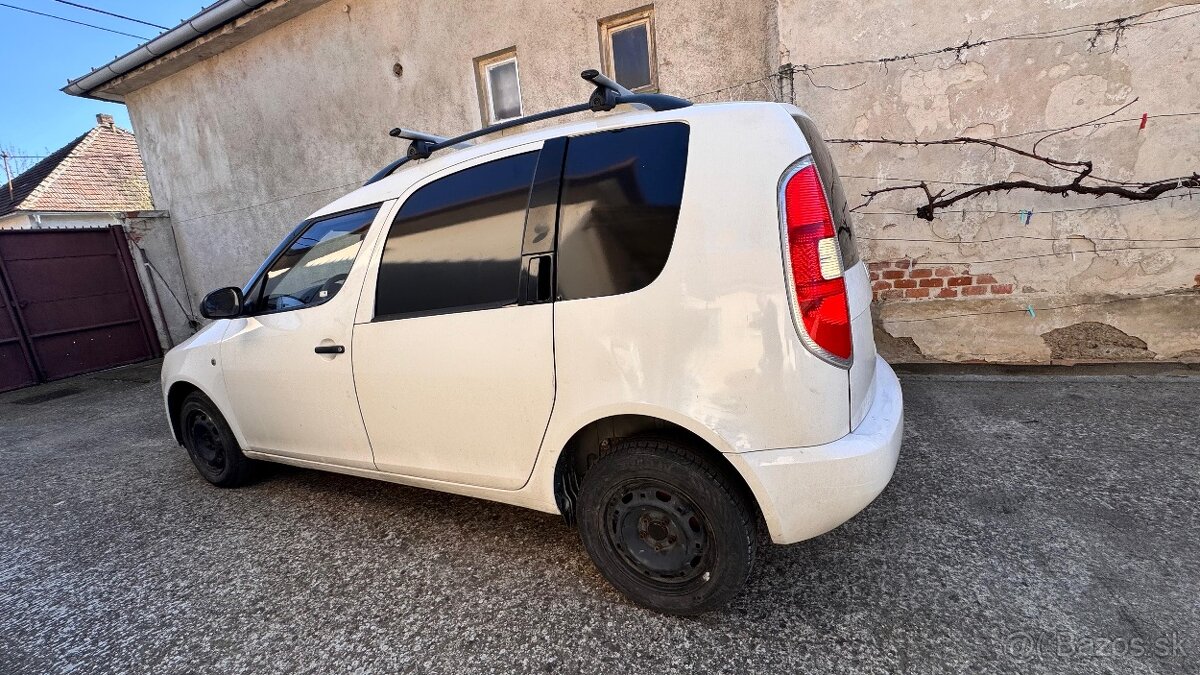 Škoda Roomster Praktik 1.4 r.v.2009 - 13