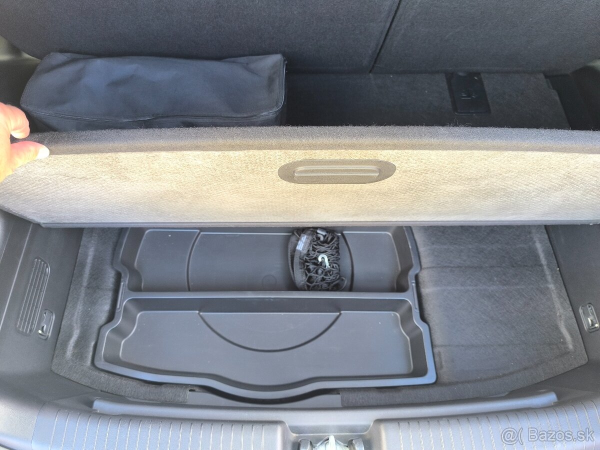 Kia Venga 1.4 CRDi M6 GOLD - 13