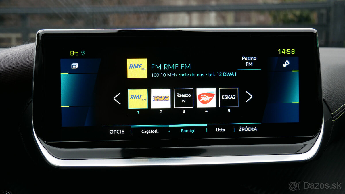 Peugeot e-2008 GT - 13