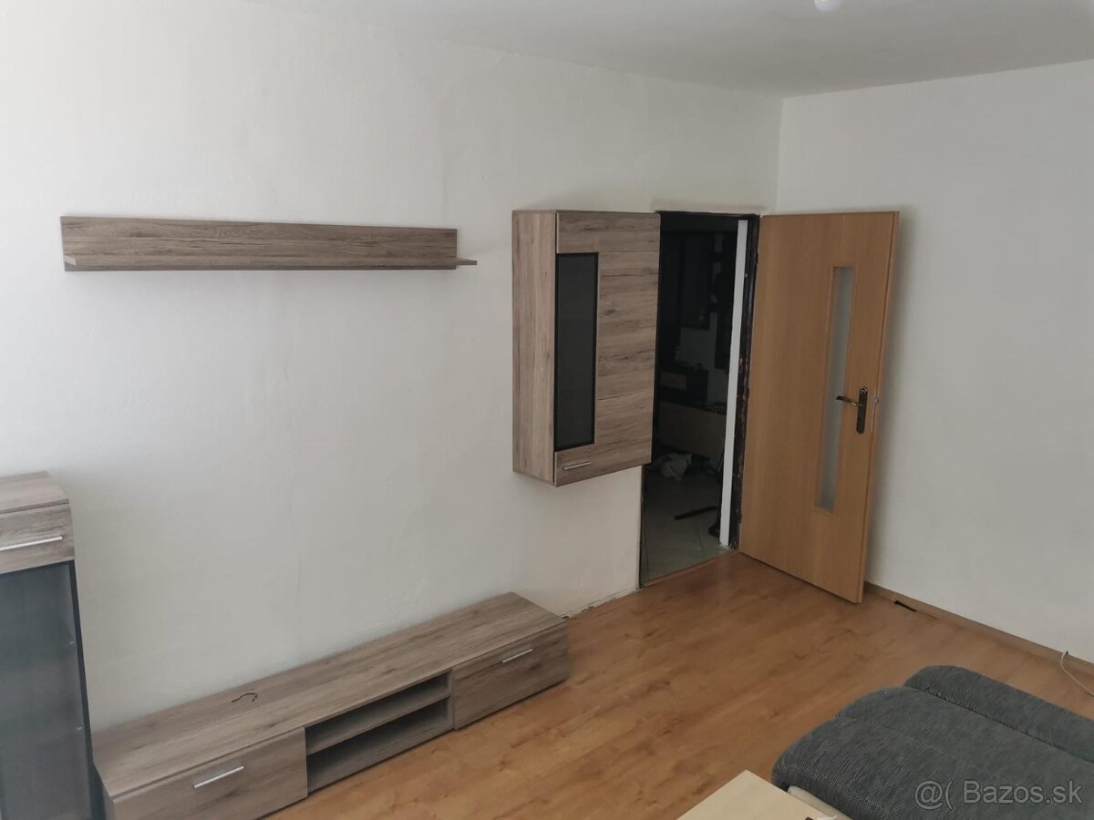 Na predaj 2- izbový byt - 13