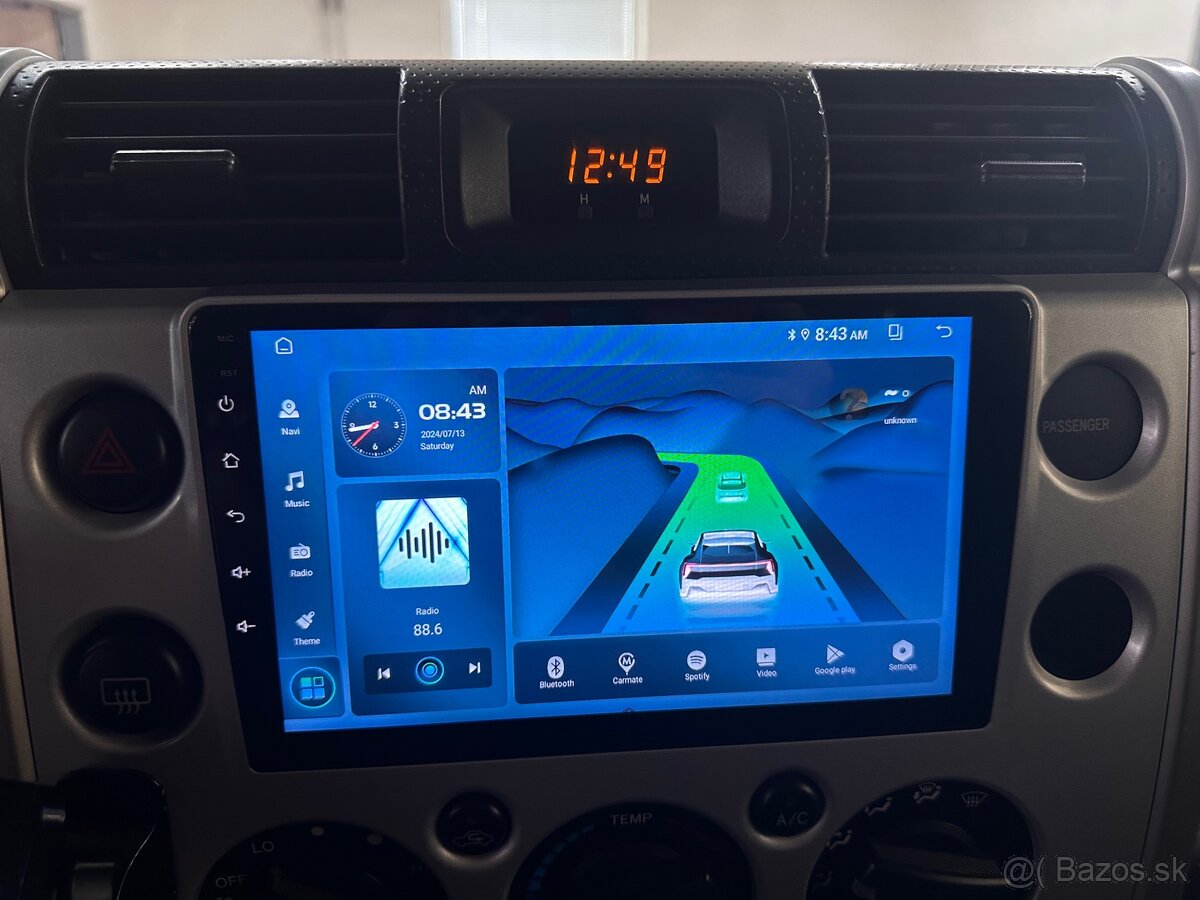 Toyota FJ Cruiser - 13