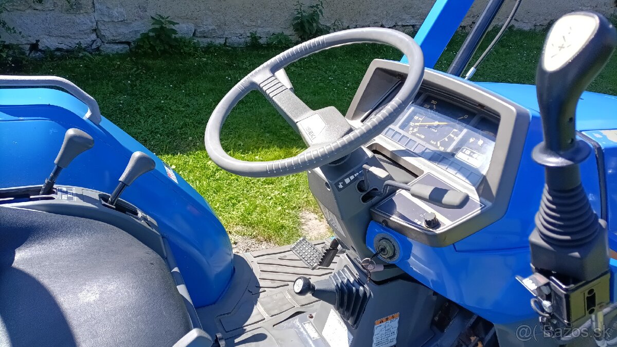 Malotraktor 4x4 s čelným nakladačom Iseki geas 21 - 13